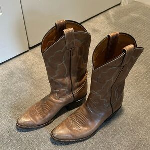 Tony Lama cowboy boots!  Women’s size 7 1/2.